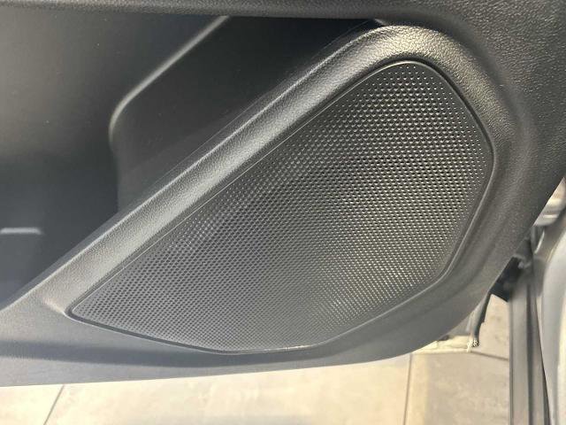 Certified 2021 Ford Explorer Limited w/ Hybrid Equipment Group 310A image 24