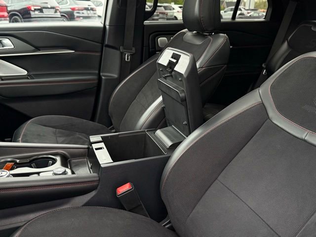 Certified 2025 Ford Explorer ST AWD/4WD image 36