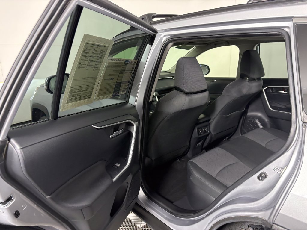 Used 2024 Toyota RAV4 XLE w/ Convenience Package AWD/4WD image 29