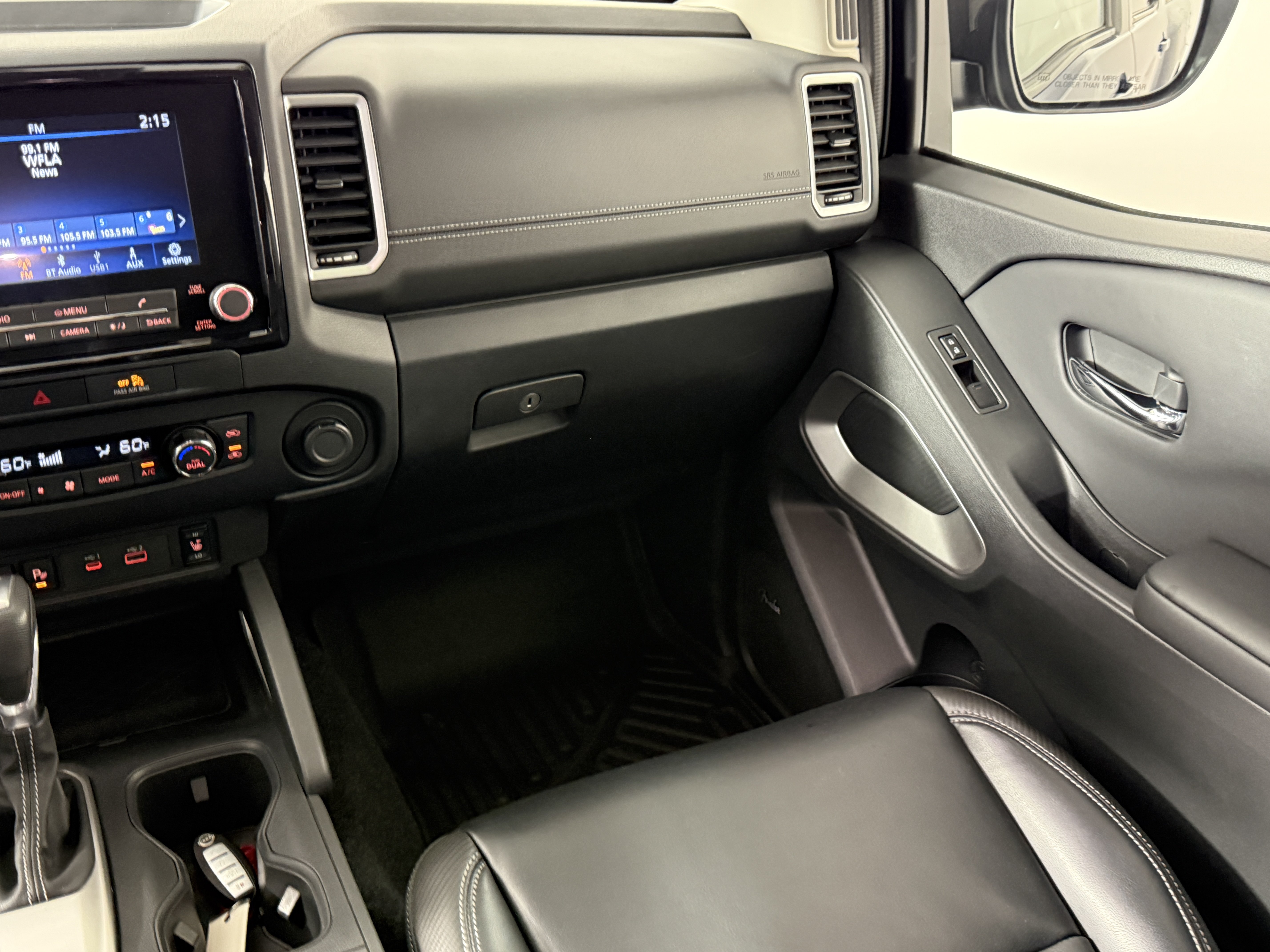 Used 2022 Nissan Frontier SV w/ SV Premium Package AWD/4WD image 16