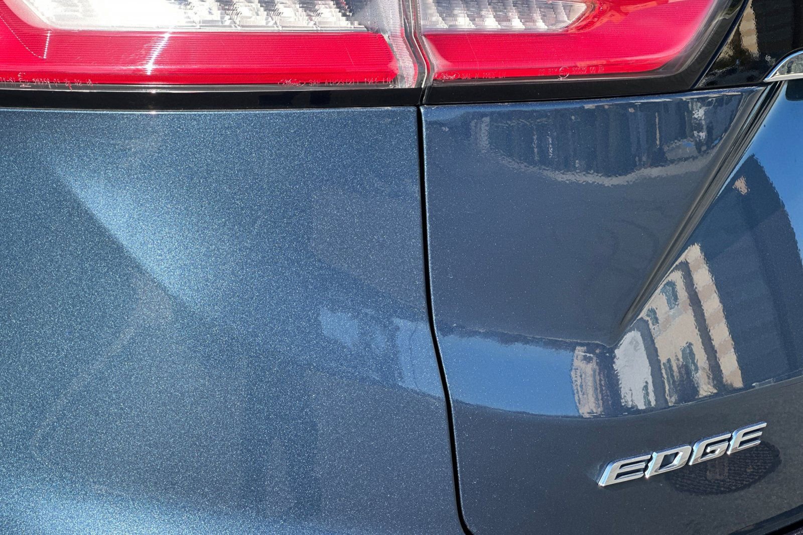 Certified 2019 Ford Edge Titanium w/ Cold Weather Package image 34