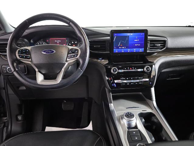 Certified 2022 Ford Explorer Limited w/ Equipment Group 301A AWD/4WD image 14