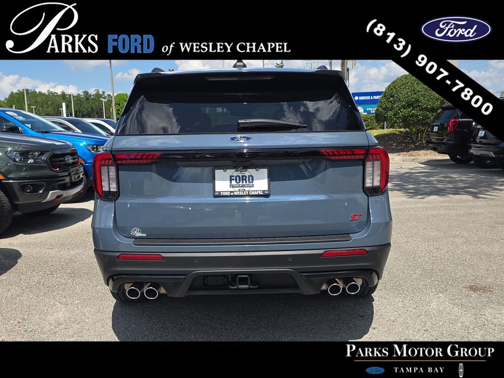 Certified 2025 Ford Explorer ST AWD/4WD image 5