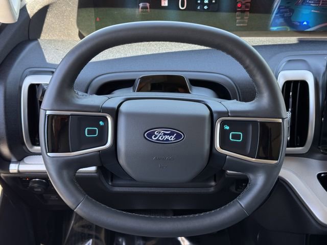 Certified 2025 Ford Expedition Active image 11