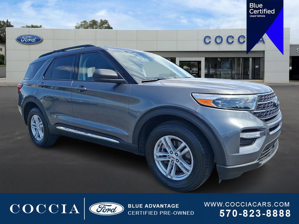 Certified 2023 Ford Explorer XLT w/ Equipment Group 202A AWD/4WD image 3