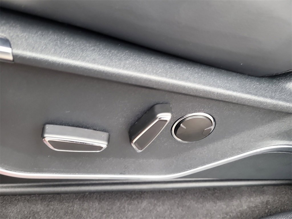 Certified 2025 Ford F150 Raptor image 18