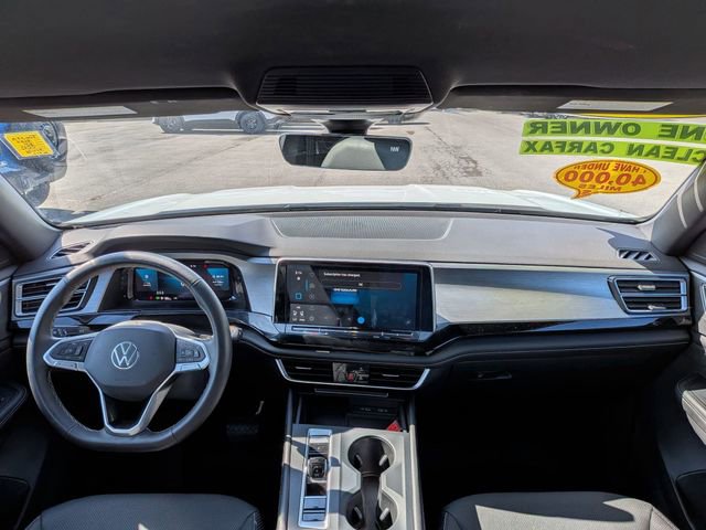 Used 2024 Volkswagen Atlas Cross Sport SE AWD/4WD image 15