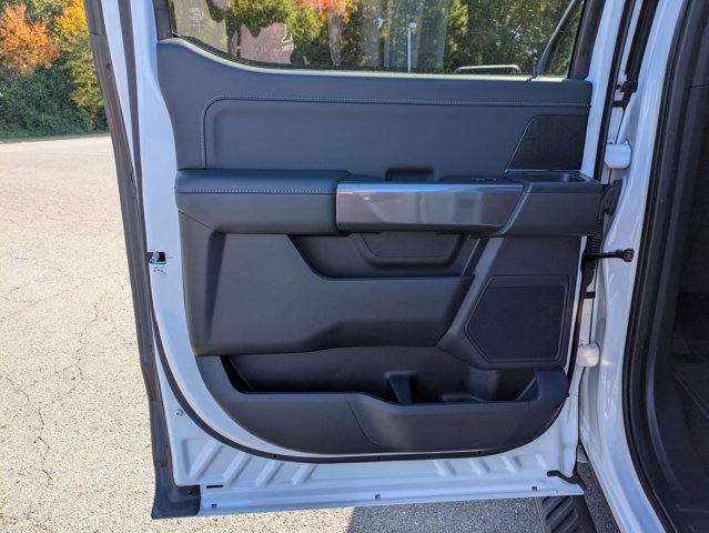 Certified 2022 Ford F150 XLT w/ Equipment Group 302A High image 25