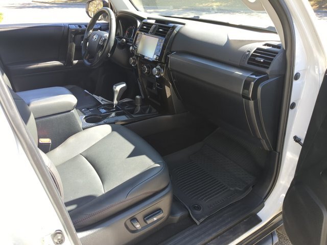 Used 2024 Toyota 4Runner TRD Off-Road Premium w/ Moonroof Package AWD/4WD image 35