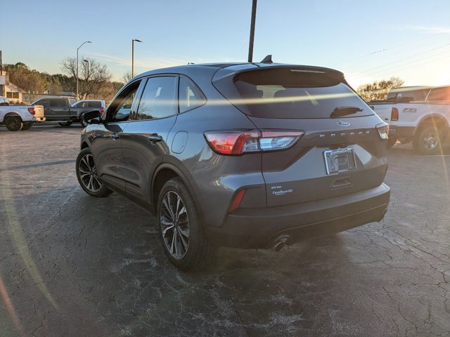 Certified 2022 Ford Escape SE w/ SE Sport Appearance Package image 3