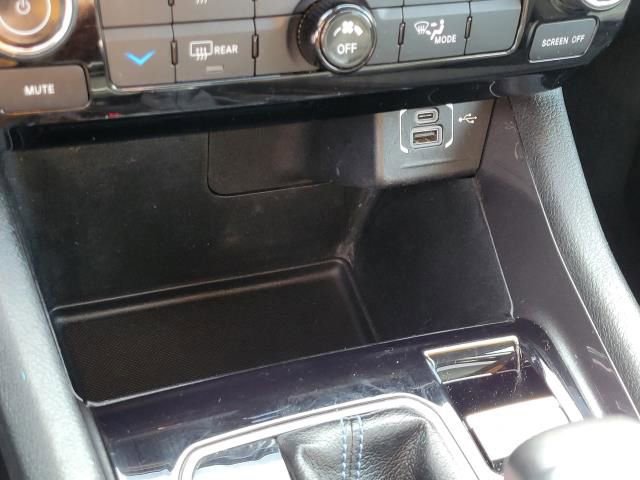 Used 2022 Jeep Compass Latitude image 34