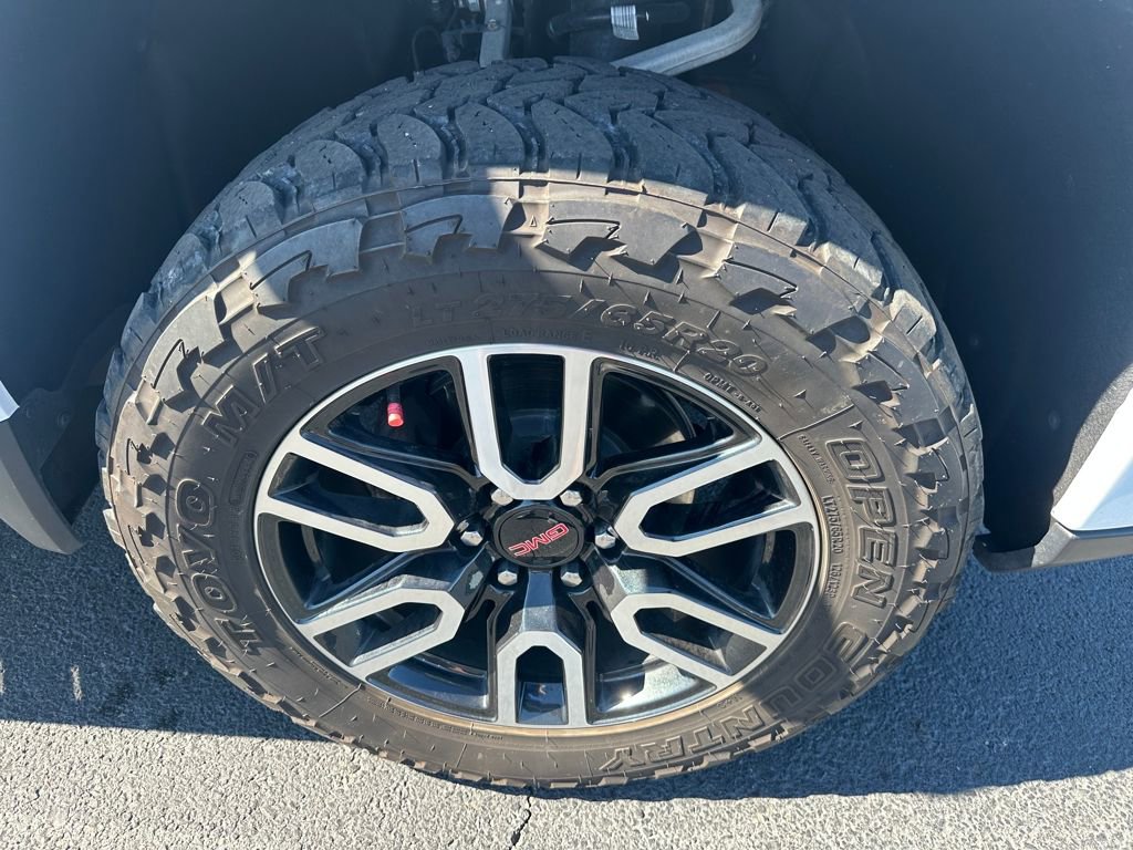 Used 2024 GMC Sierra 1500 AT4 w/ AT4 Premium Package image 27