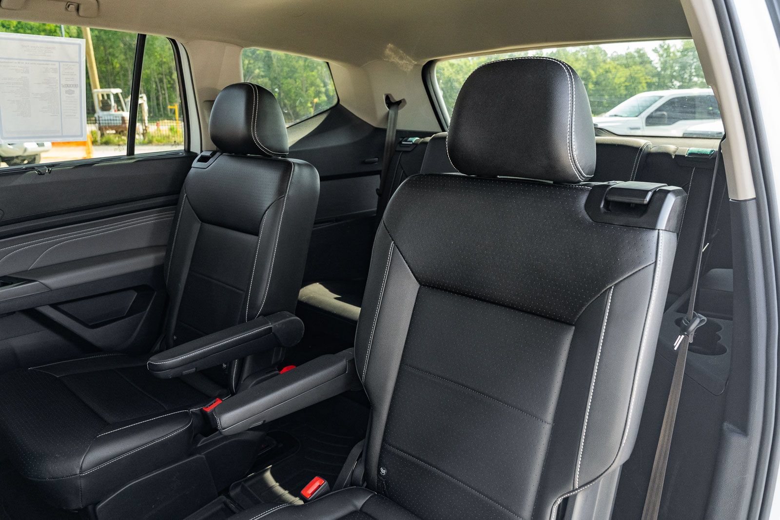 Used 2021 Volkswagen Atlas SE w/ Panoramic Sunroof Package FWD image 19