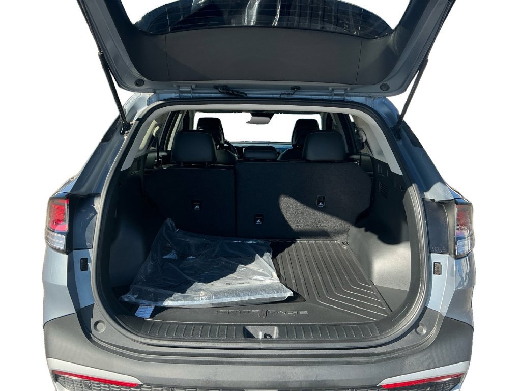 Used 2025 Kia Sportage EX FWD image 24