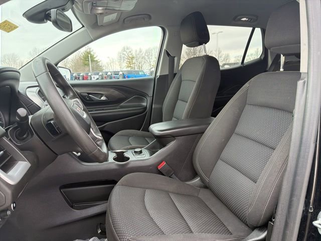 Used 2024 GMC Terrain SLE image 22