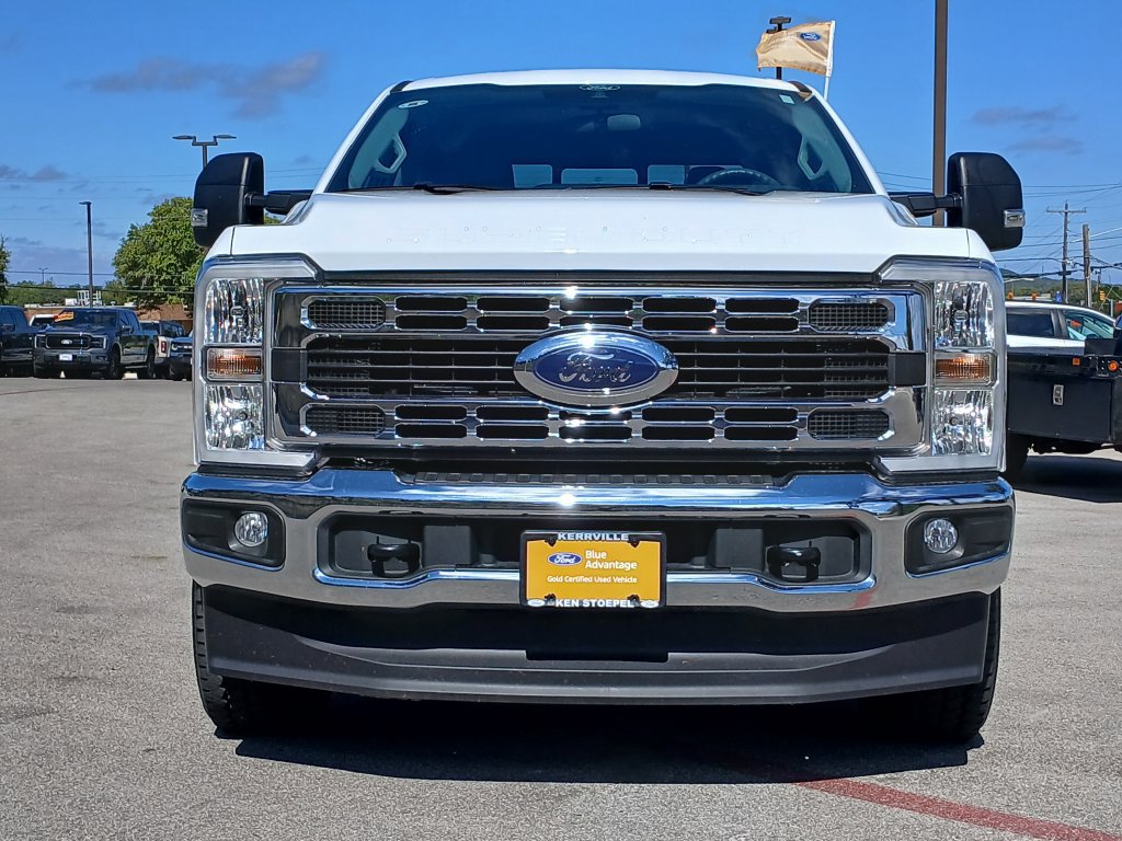 Certified 2025 Ford F250 XLT w/ FX4 Off-Road Package AWD/4WD image 8
