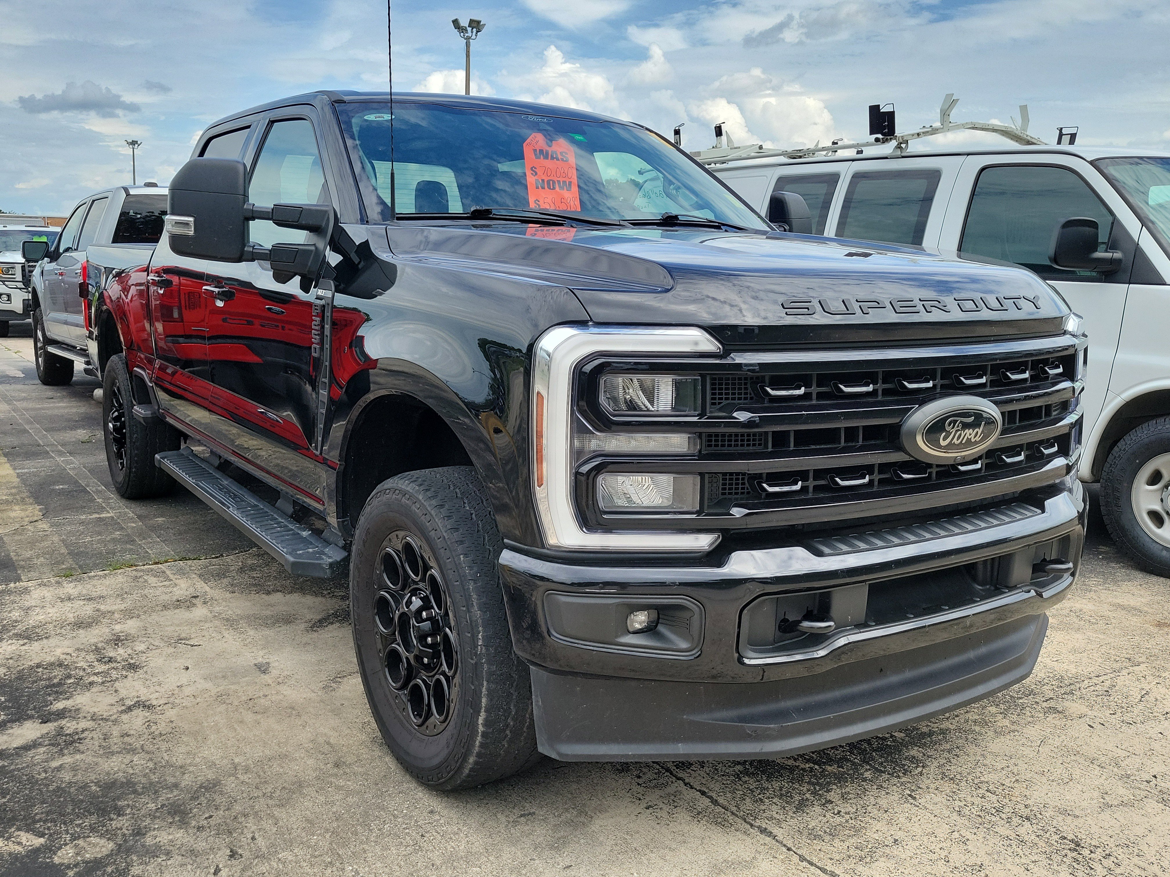 Certified 2024 Ford F250 XLT w/ Black Appearance Package AWD/4WD image 6