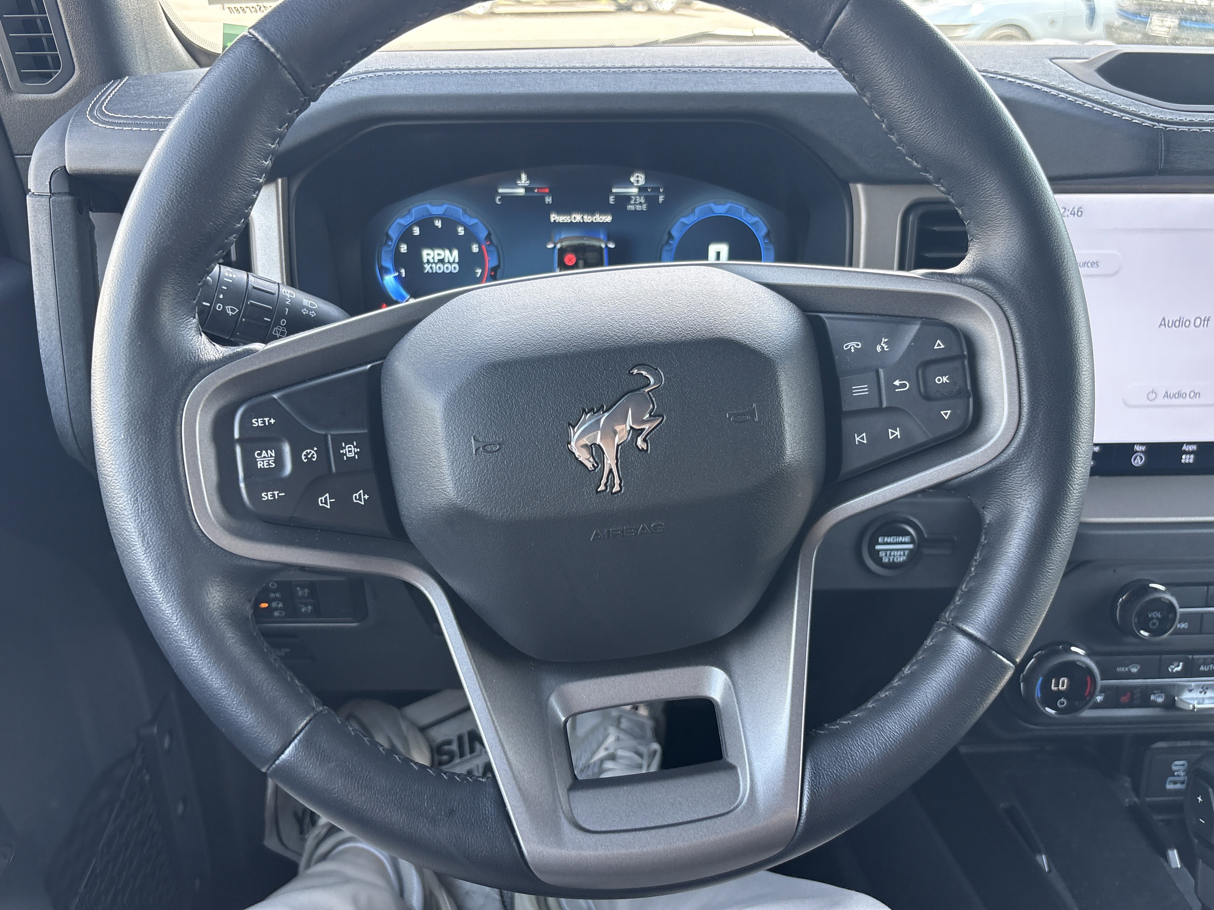 Certified 2025 Ford Bronco Outer Banks AWD/4WD image 21
