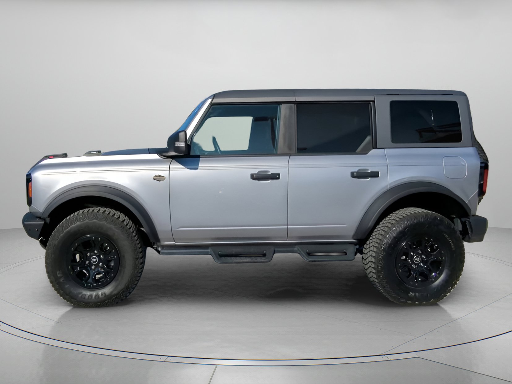 Certified 2024 Ford Bronco Wildtrak AWD/4WD image 16