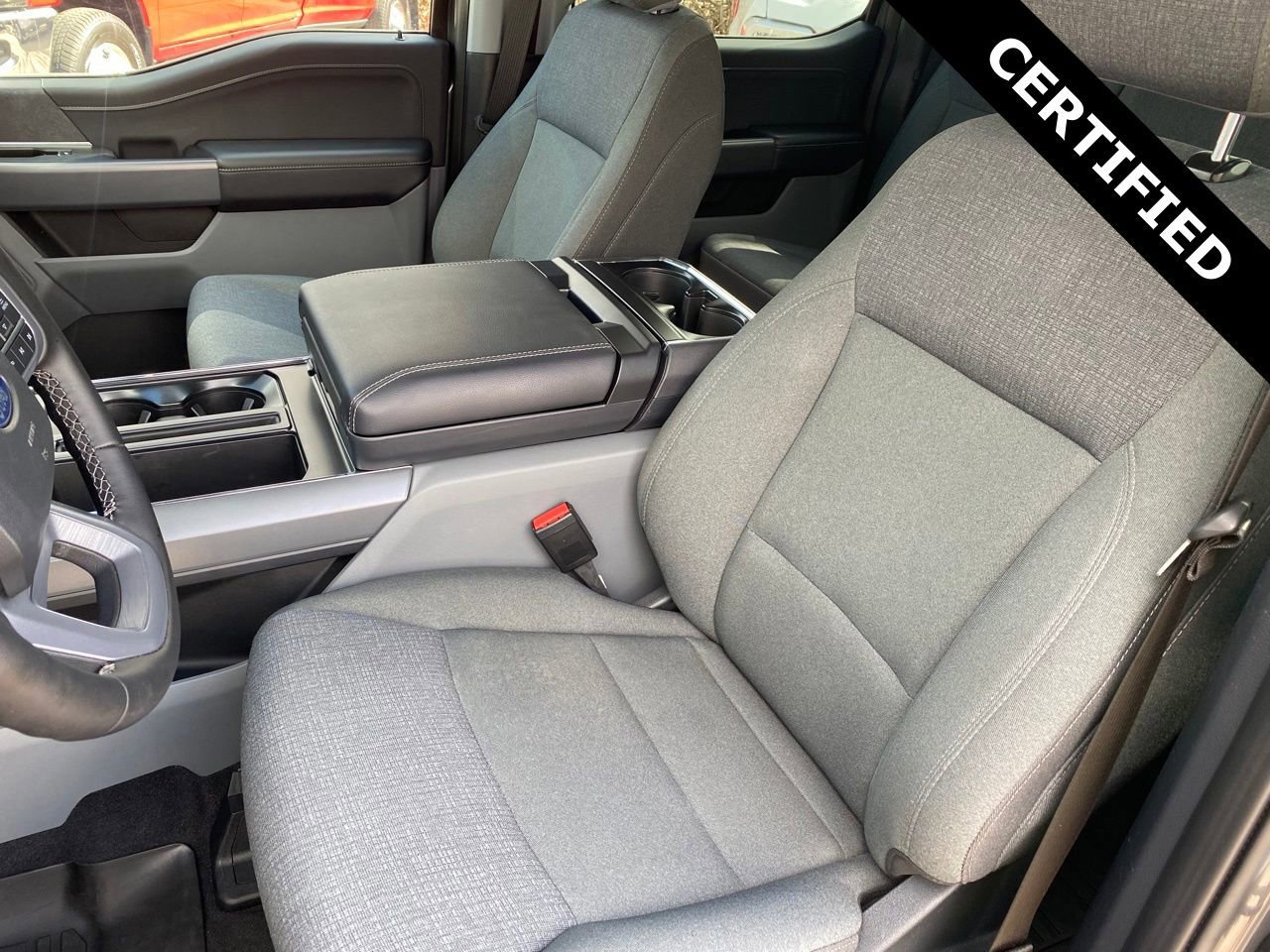 Certified 2025 Ford F150 XLT w/ Equipment Group 302A MID image 33