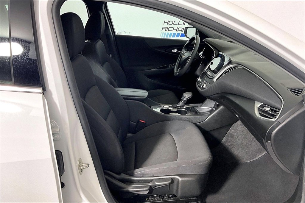 Used 2024 Chevrolet Malibu LT image 6