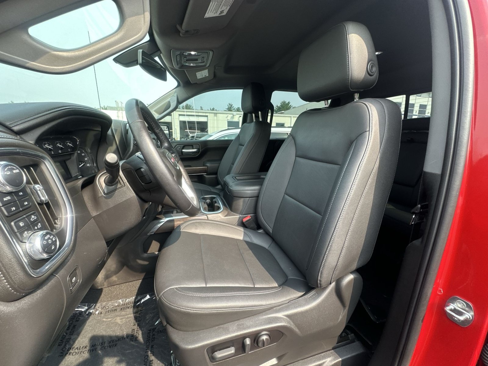 Used 2022 GMC Sierra 1500 SLT AWD/4WD image 21