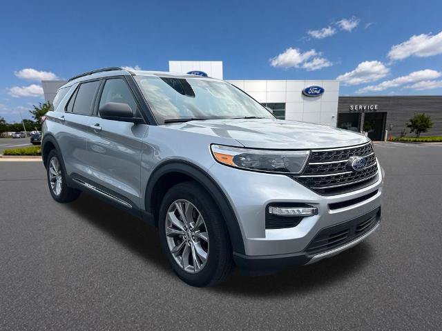 Certified 2022 Ford Explorer XLT w/ Equipment Group 202A AWD/4WD image 5
