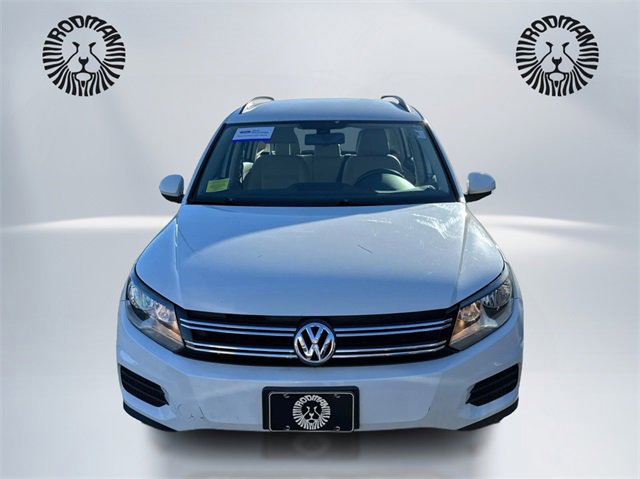 Used 2017 Volkswagen Tiguan S image 8