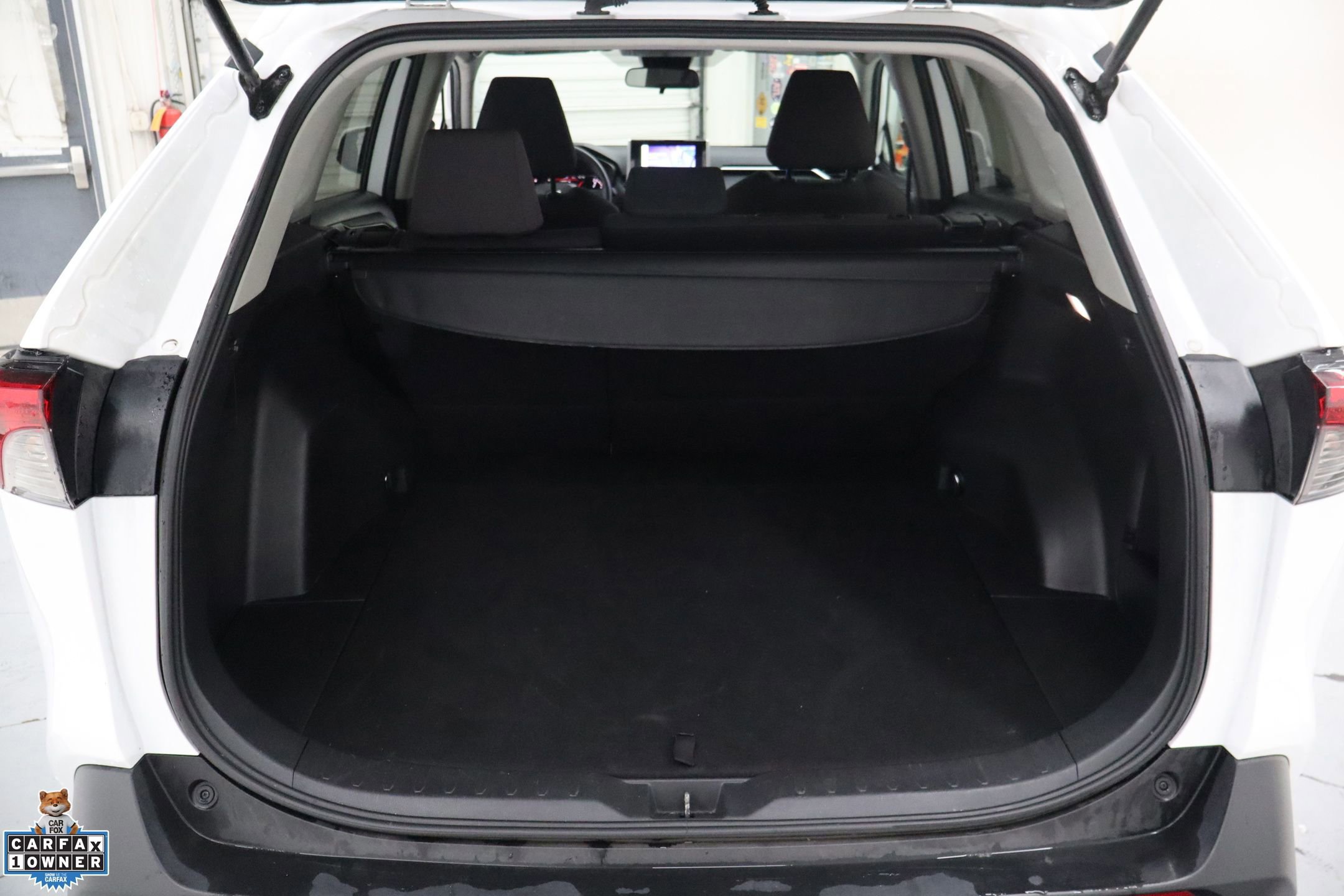 Used 2024 Toyota RAV4 XLE image 24