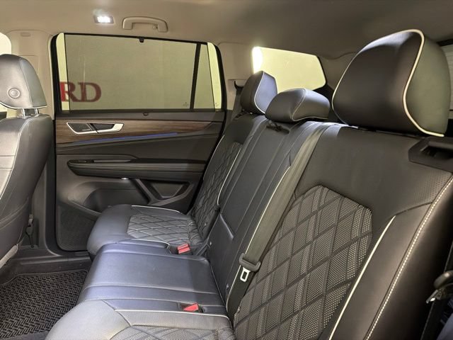Used 2024 Volkswagen Atlas SEL Premium R-Line AWD/4WD image 14