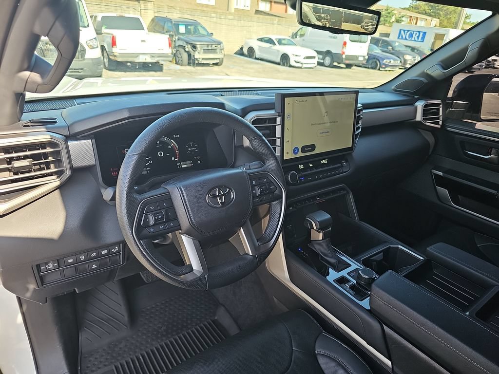 Used 2026 Toyota Tundra Limited AWD/4WD image 15