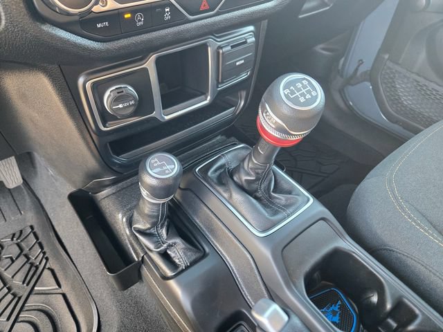 Used 2024 Jeep Wrangler Sport AWD/4WD image 14