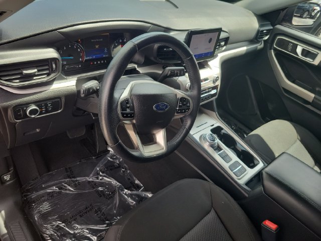 Certified 2023 Ford Explorer XLT RWD image 20
