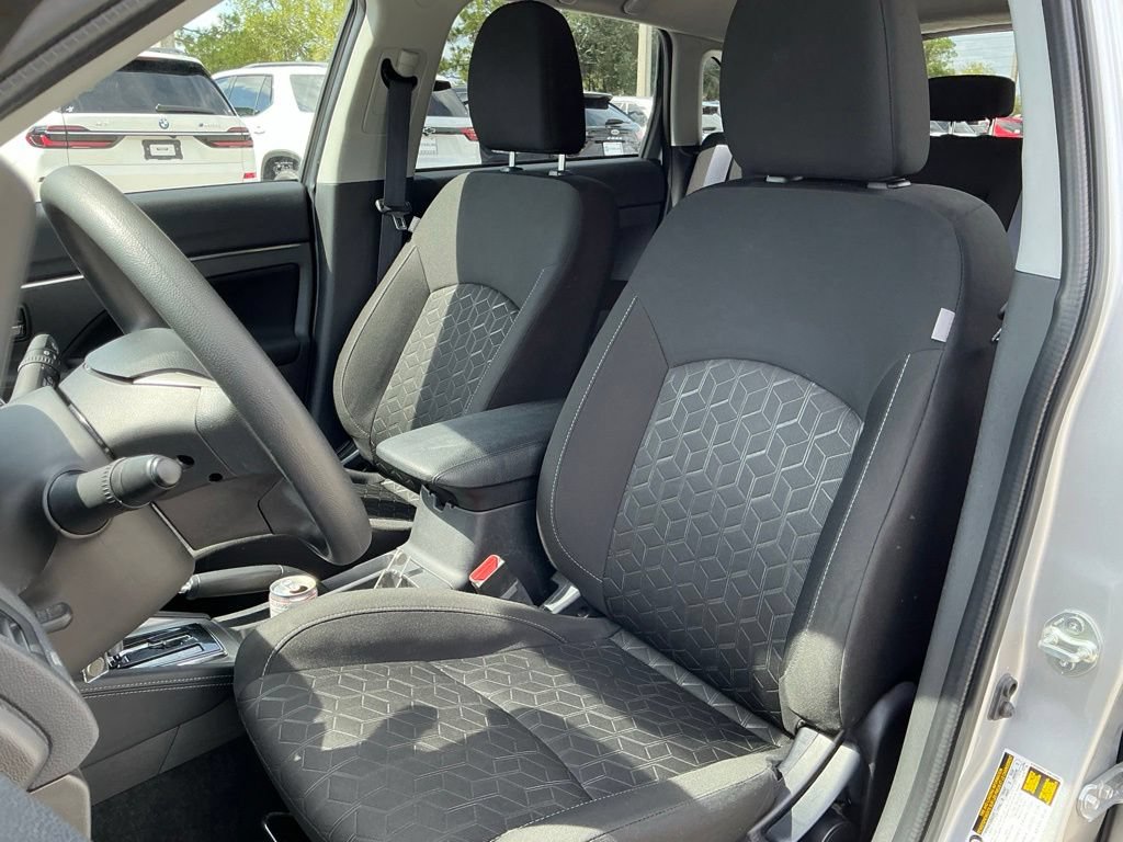 Used 2025 Mitsubishi Outlander Sport ES AWD/4WD image 30