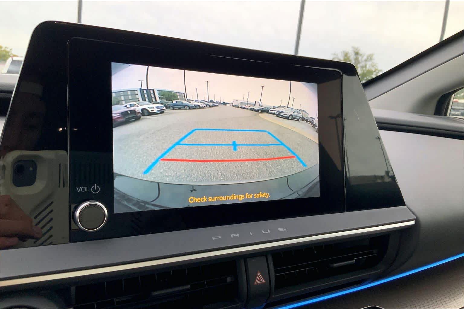 Used 2023 Toyota Prius XLE FWD image 27