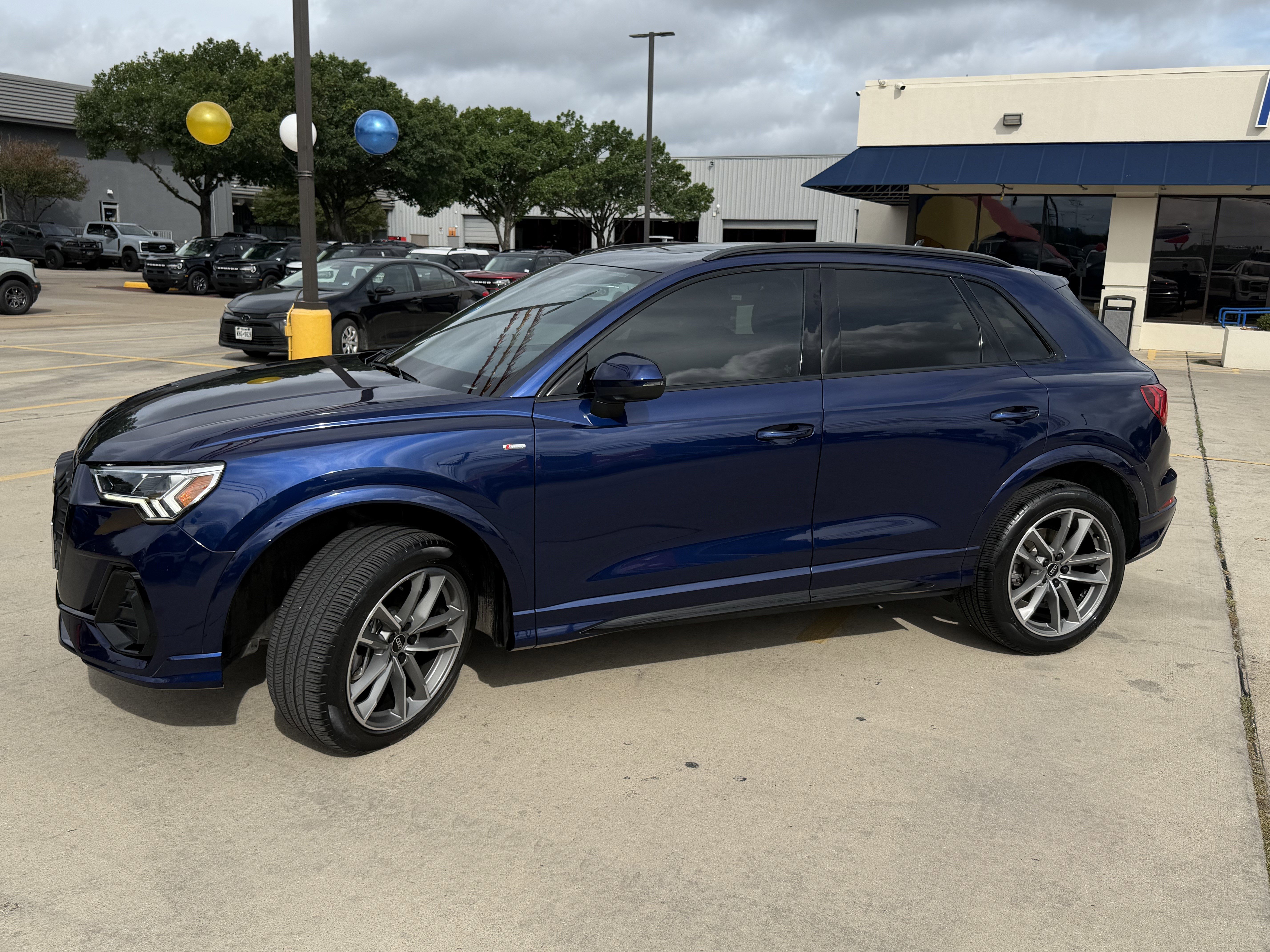 Used 2024 Audi Q3 2.0T Premium Plus w/ Premium Plus Package AWD/4WD image 14
