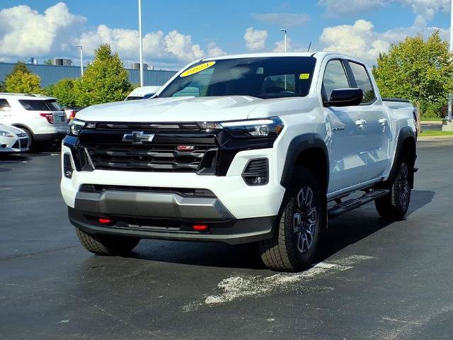 Used 2024 Chevrolet Colorado Z71 w/ Z71 Convenience Package 2