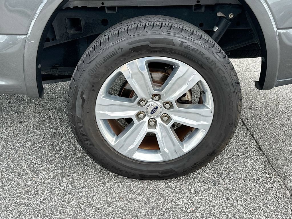 Certified 2018 Ford F150 Platinum w/ Equipment Group 701A Luxury AWD/4WD image 24