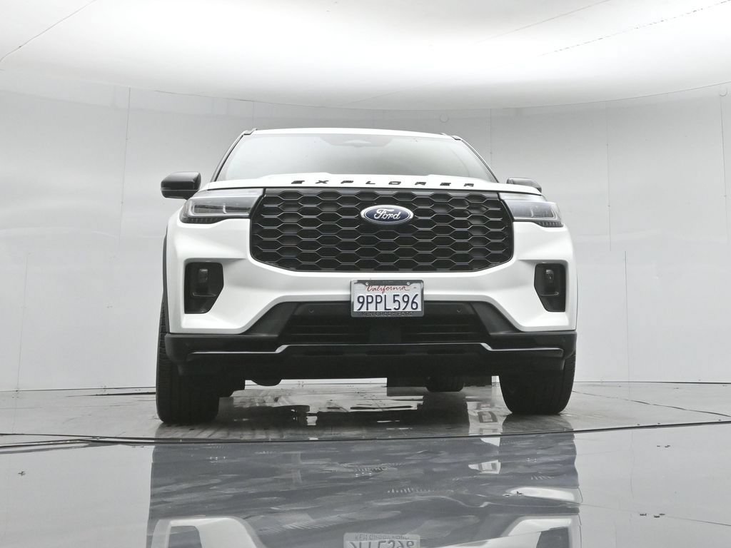 Certified 2025 Ford Explorer ST-Line w/ Premium Package RWD image 49