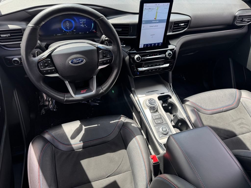 Certified 2023 Ford Explorer ST w/ Technology Package AWD/4WD image 15
