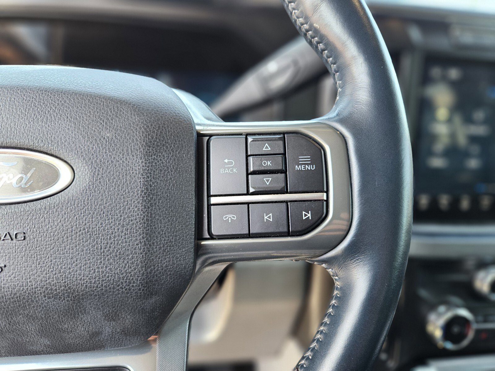 Certified 2024 Ford F350 Limited w/ FX4 Off-Road Package image 30