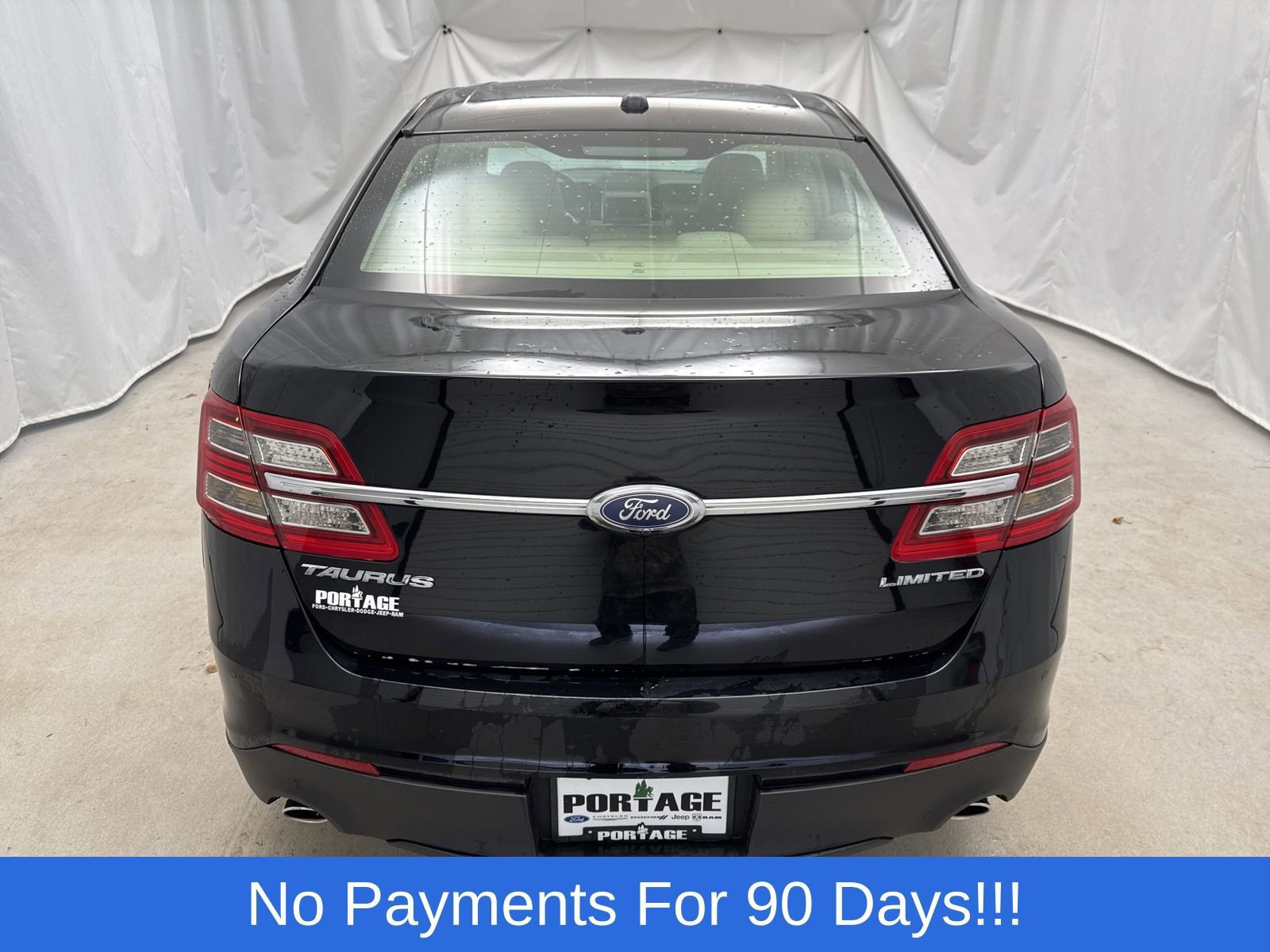 Certified 2018 Ford Taurus Limited image 3
