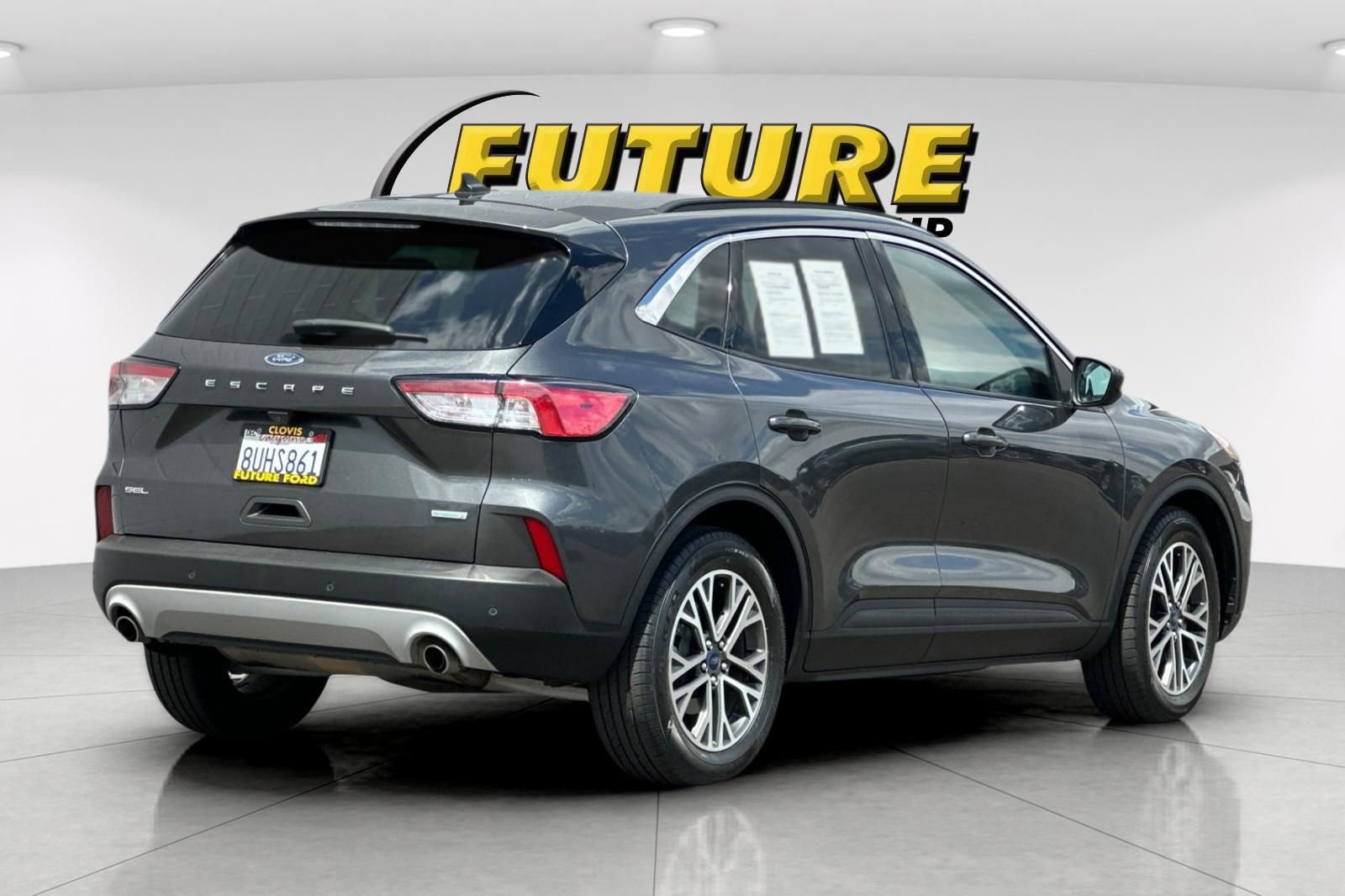 Certified 2020 Ford Escape SEL FWD image 3