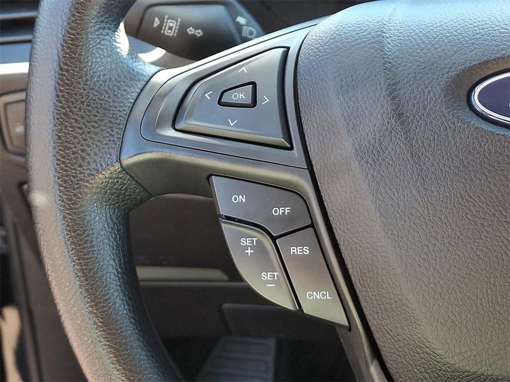 Certified 2022 Ford Edge SE w/ Black Appearance Package image 21