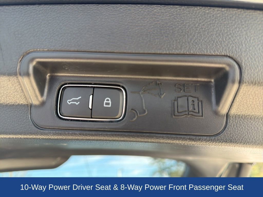 Certified 2022 Ford Explorer XLT w/ Equipment Group 202A image 10