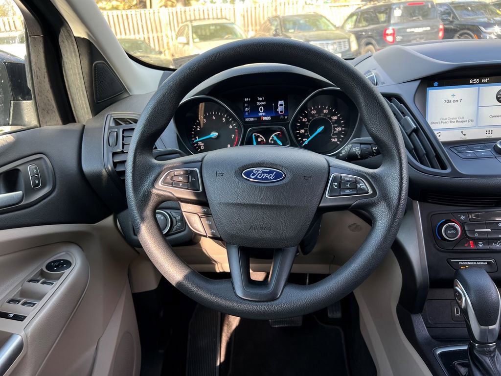 Certified 2019 Ford Escape SE FWD image 22