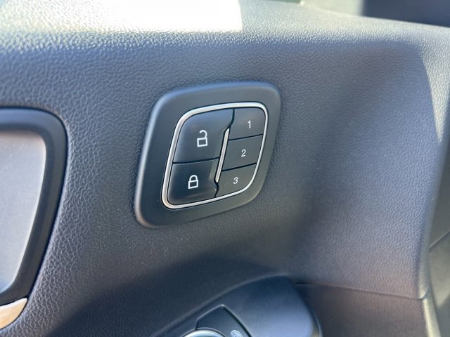 Certified 2022 Ford Escape Titanium w/ Titanium Elite Package image 9