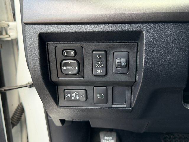 Used 2020 Toyota Tundra SR5 w/ SX Package AWD/4WD image 22