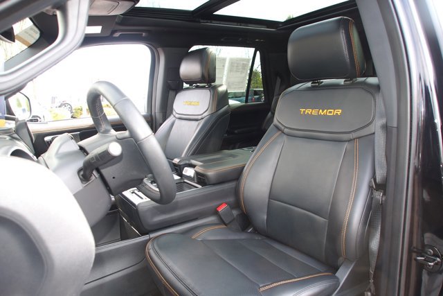 Certified 2025 Ford Expedition Tremor AWD/4WD image 19