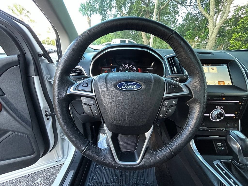Certified 2018 Ford Edge Titanium w/ Equipment Group 302A AWD/4WD image 17